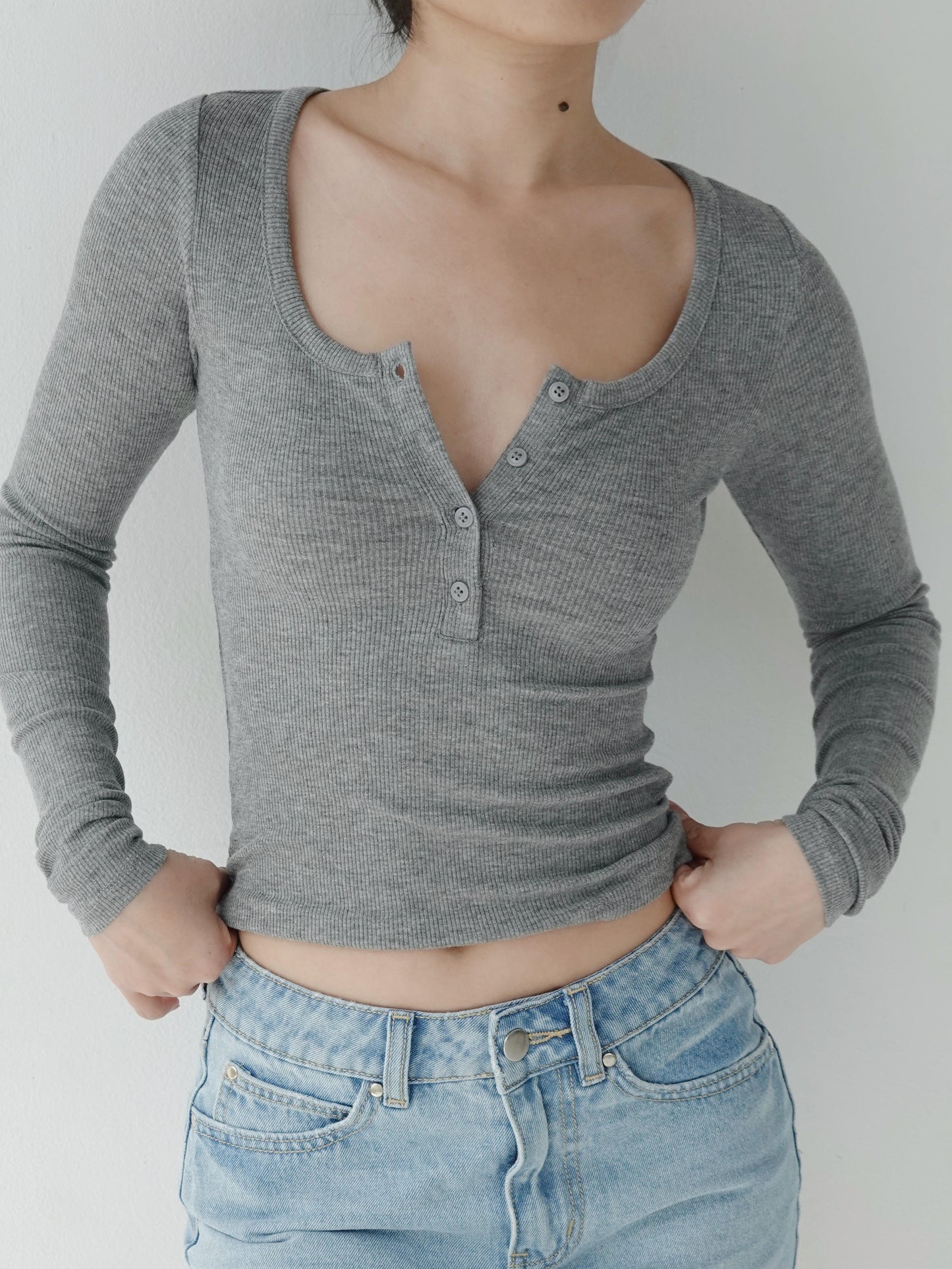 Long Sleeve Fitted Henley - Heather Grey